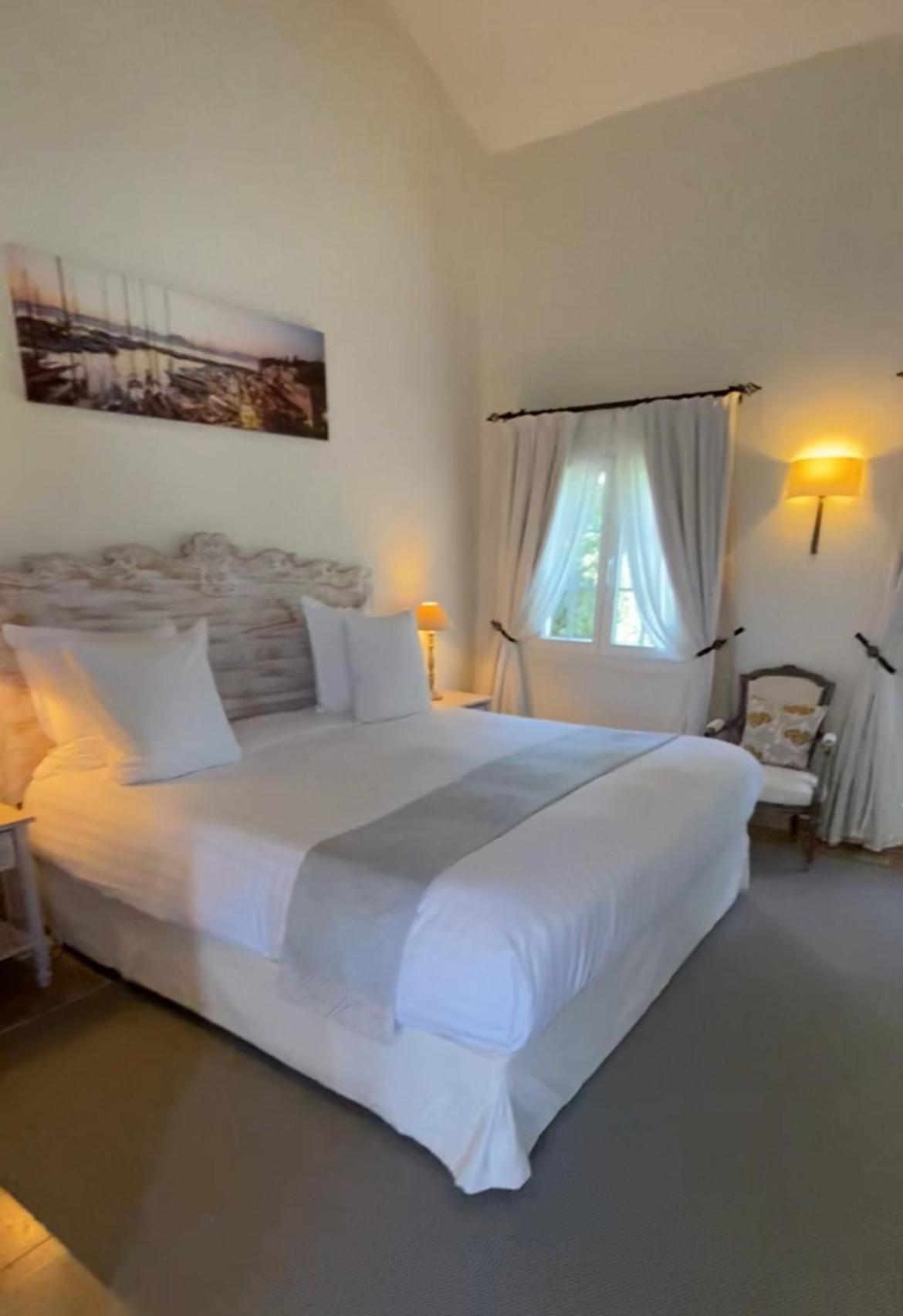 Hotel La Bastide Des Salins Saint-Tropez Zimmer foto